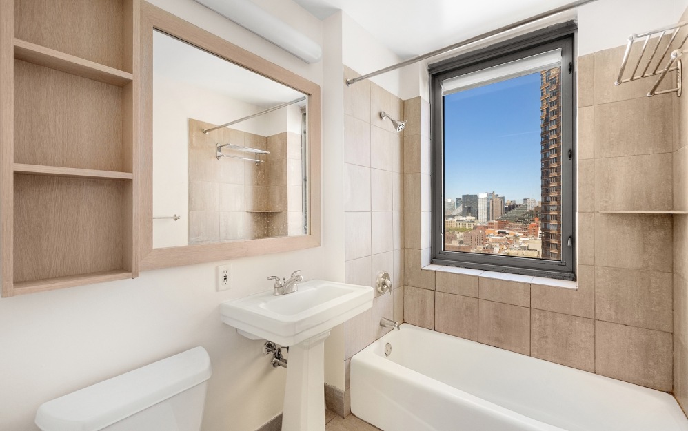 bath with sink toilet and tub